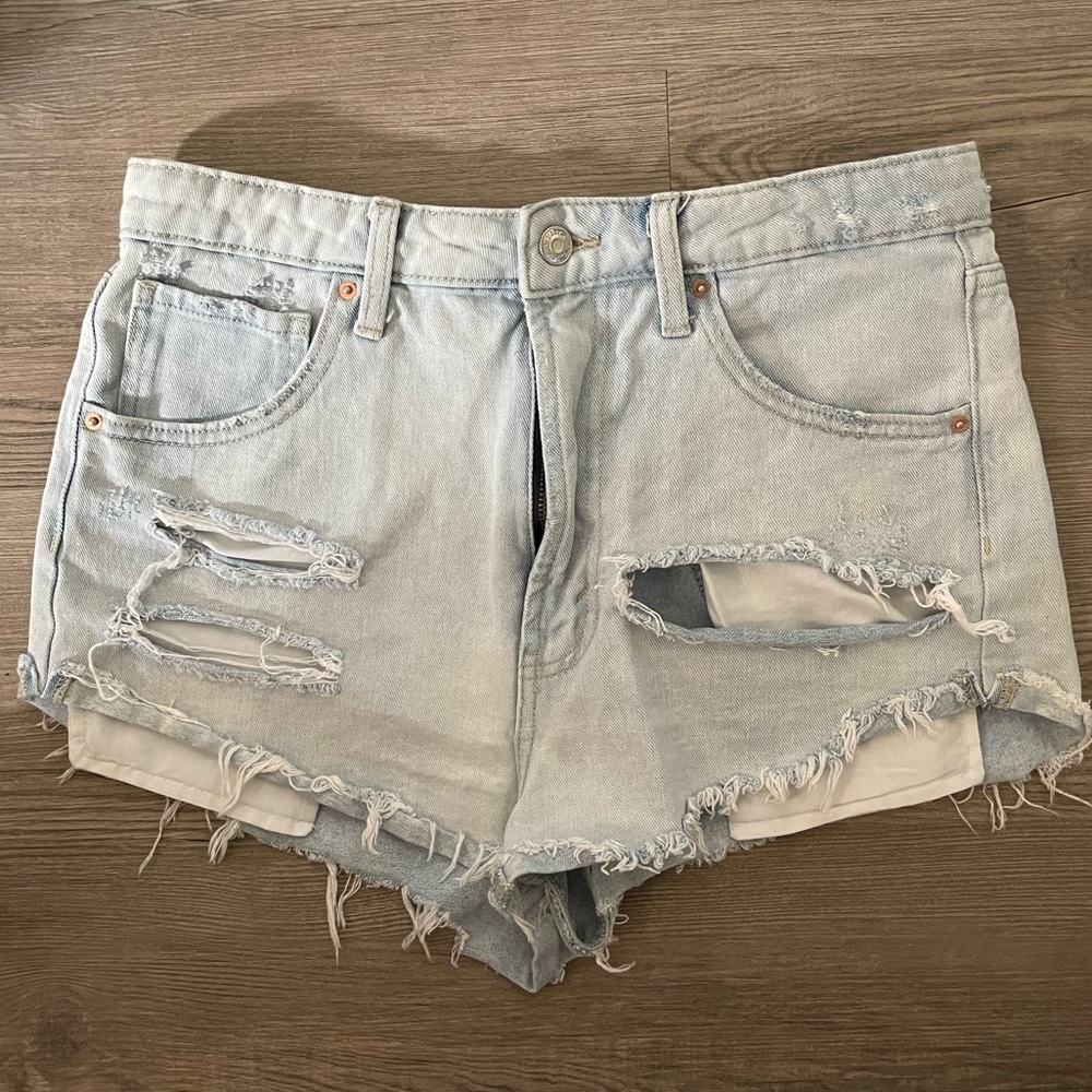 ripped jean shorts! worn twice .